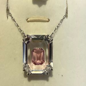 Pink 💗 Emerald cut Swarovski 💗Silver Chain Necklace NWT 💎